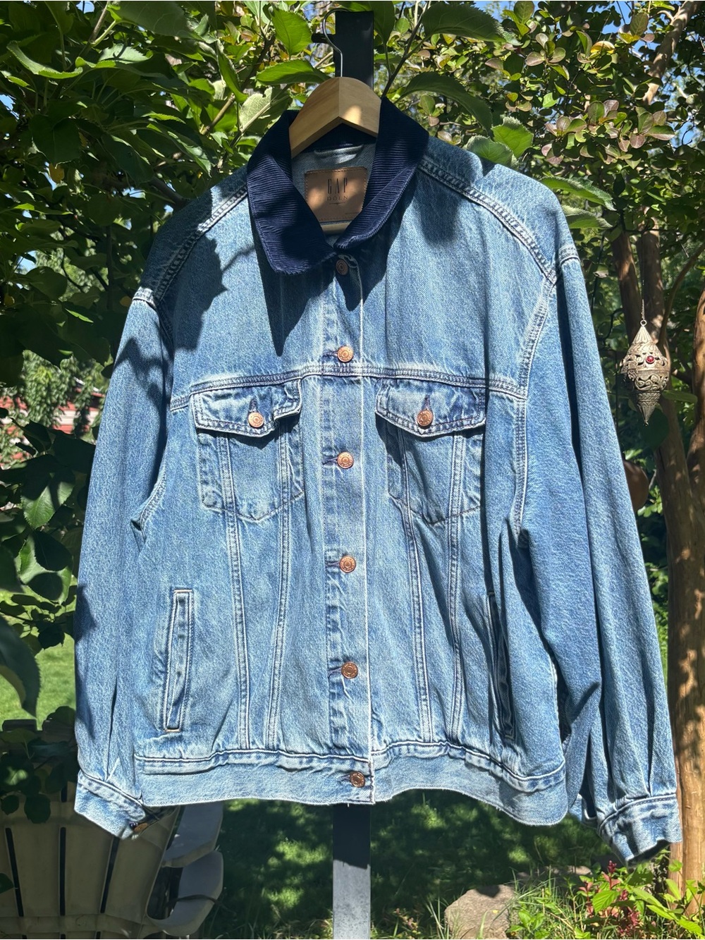 GAP x Dôen Blue Denim Jacket with Dark Navy Collar